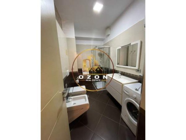 Tirane, jepet me qera apartament 1+1+A+BLK Kati 4, 60 m² 60.000 Leke (KOMUNA E PARISIT)