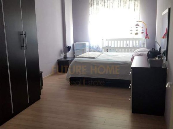 Tirane, shes apartament 2+1 Kati 6, 114 m² 112.000 Euro (Yzberisht)