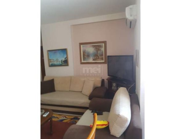 Tirane, jepet me qera apartament 73 m² 380 Euro (Fusha e Aviacionit)