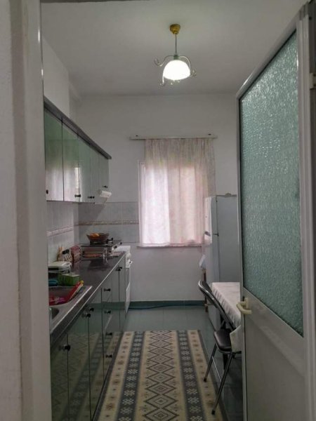 Tirane, jepet me qera apartament 1+1+BLK Kati 2, 80 m² 35.000 Leke (Fusha e aviacionit)