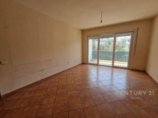 Tirane, jepet me qera apartament 2+1 Kati 2, 97 m² 600 Euro (Liqeni i Thate)