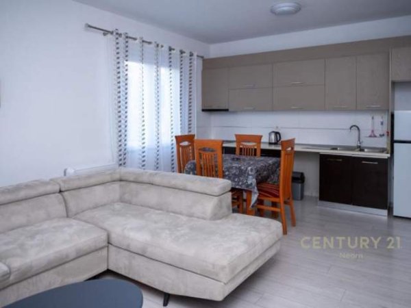 Tirane, jepet me qera apartament 2+1 Kati 2, 97 m² 600 Euro (Liqeni i Thate)