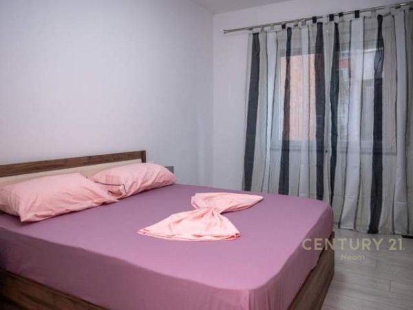 Tirane, jepet me qera apartament 2+1 Kati 2, 97 m² 600 Euro (Liqeni i Thate)