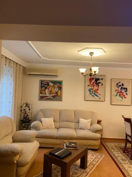 Tirane, jepet me qera apartament 2+1+BLK Kati 4, 120 m² 700 Euro (George W. Bush)
