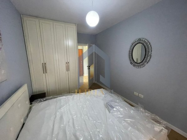 Tirane, jap me qera apartament 1+1+Ballkon Kati 4, 55 m² 550 € (Kompleksi Kontakt 21 dHJETORI)