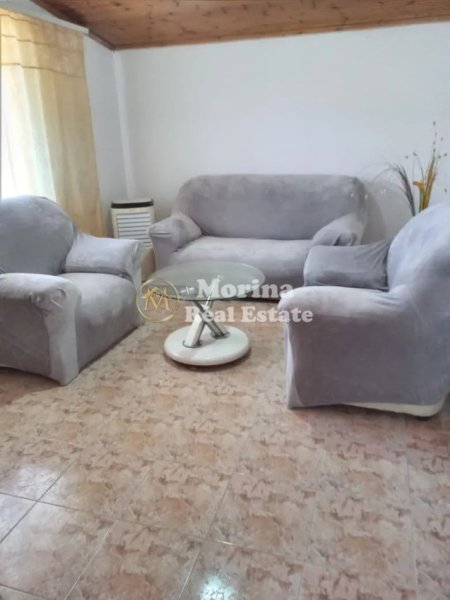 Tirane, jepet me qera apartament 1+1 Kati 3, 65 m² 450 € (Komuna e Parisit)