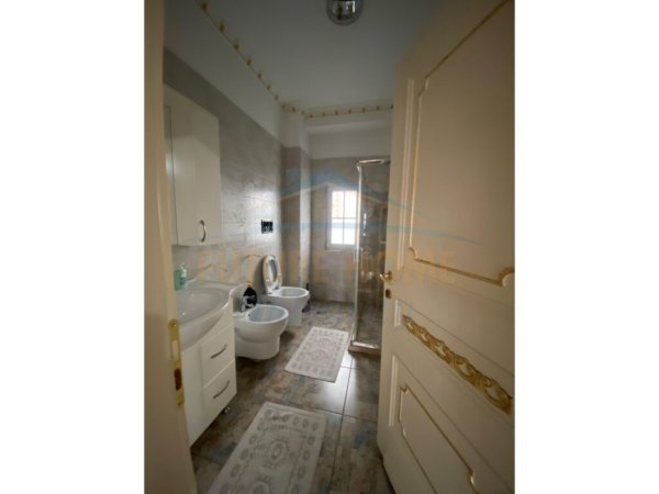 Tirane, shitet Vile , 757 m² 900.000 € (KODRA E PRIFTIT)