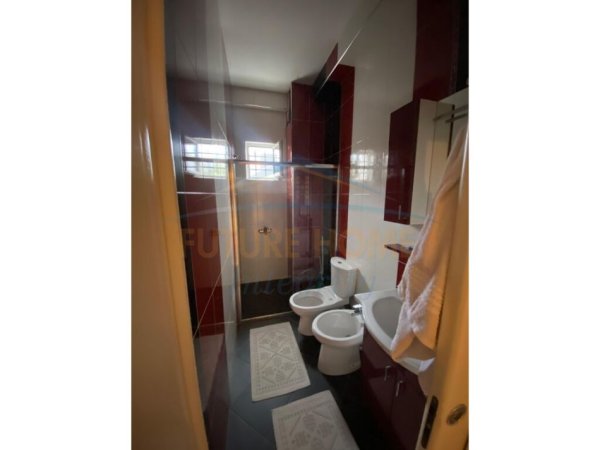 Tirane, shitet Vile , 757 m² 900.000 € (KODRA E PRIFTIT)