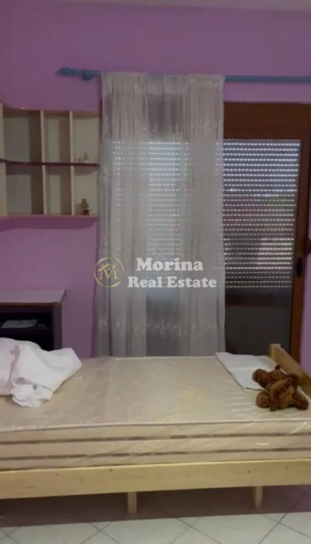 Tirane, jepet me qera Vile 3 Katshe , 400 m² 1.200 € (Kinostudio)