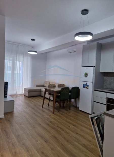 Shqiperi, jepet me qera apartament 1+1 Kati 3, 57 m² 450 € (Ali Demi Kompleksi Kaimi)