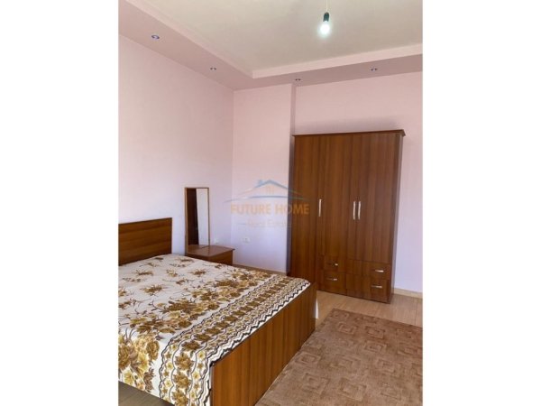 Tirane, shitet Vile , 404 m² 820.000 € (SHKOLLA RAMAZAN JARANI)