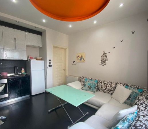 Tirane, jepet me qera apartament 2+1 Kati 4, 82 m² 600 € (RRUGA E DURRESIT)