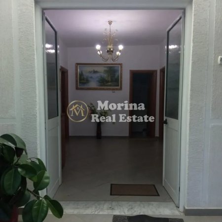 Tirane, jepet me qera Vile 1 Katshe , 120 m² 600 € (Laprake)