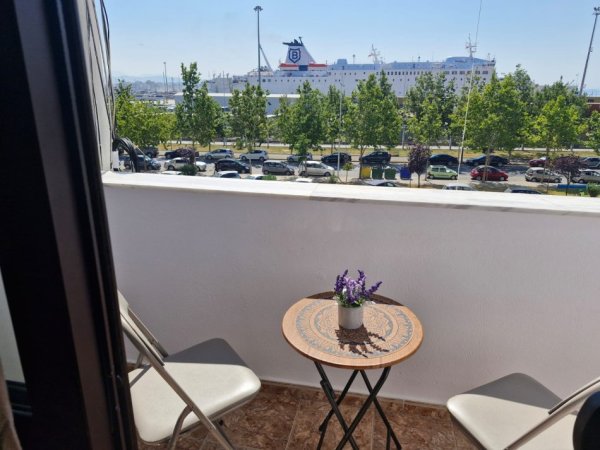 Durres, jepet me qera apartament 1+1+Ballkon , 55 m² 400 € (Porti Durres)