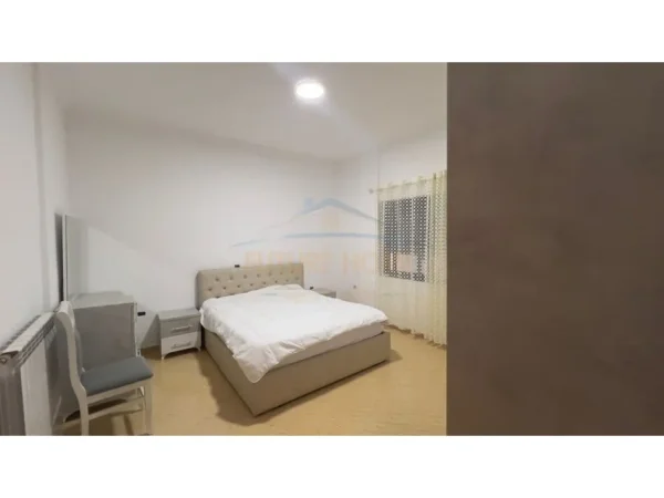 Tirane, shitet Vile , 536 m² 1.072.200 € (VILAT GJERMANE)