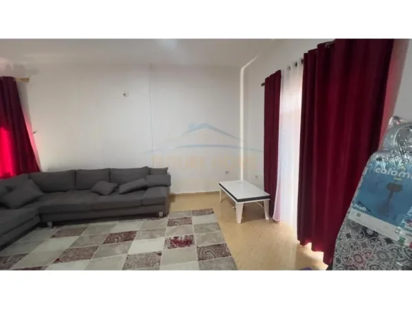 Tirane, shitet Vile , 536 m² 1.072.200 € (VILAT GJERMANE)