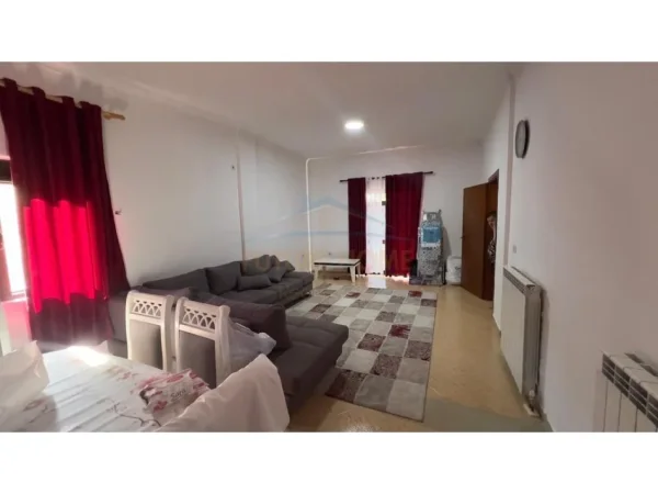 Tirane, shitet Vile , 536 m² 1.072.200 € (VILAT GJERMANE)