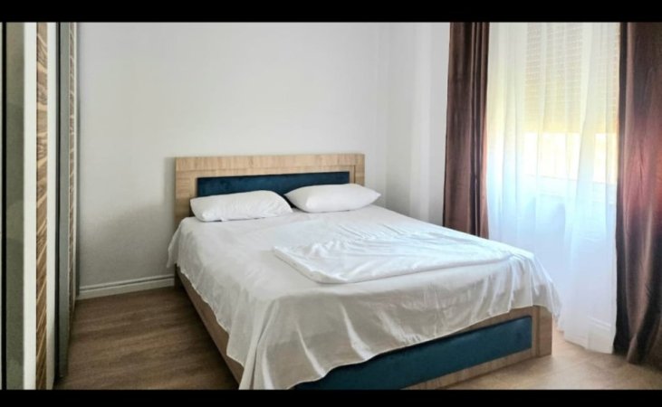 Jepet Super Apartamenti 2+1 ne Komunen e Parisit tek Kristal Center - Kati 8, 115 m² 850 €URO