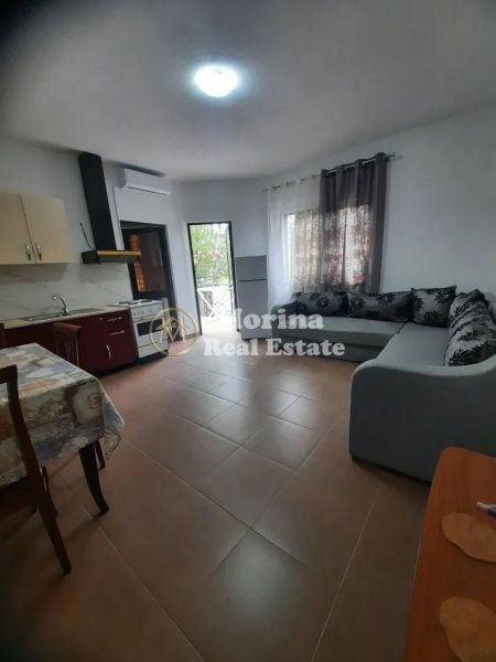 Tirane, jepet me qera apartament 1+1 Kati 1, 60 m² 380 € (Rruga Hekuran Mara, Ish-Tregu elektrik)