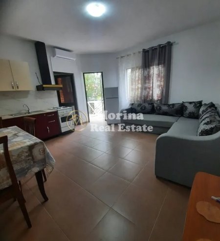 Tirane, jepet me qera apartament 1+1 Kati 1, 60 m² 380 € (Rruga Hekuran Mara, Ish-Tregu elektrik)