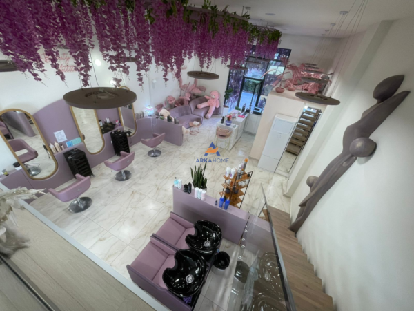 Tirane, shitet dyqan , 100 m² 70.000 € (⁠VENDODHJA ASTIR AFER GREEN CITY)