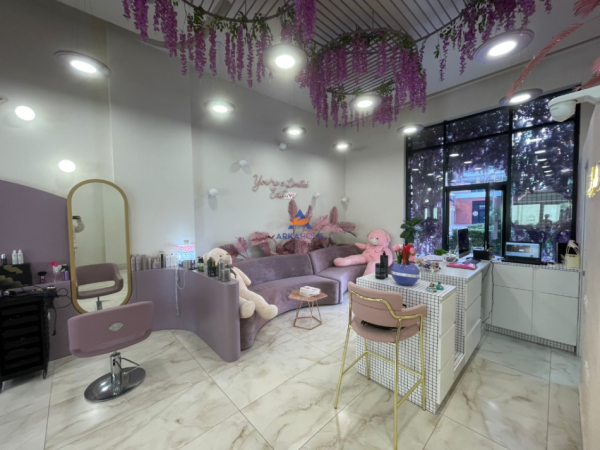 Tirane, shitet dyqan , 100 m² 70.000 € (⁠VENDODHJA ASTIR AFER GREEN CITY)