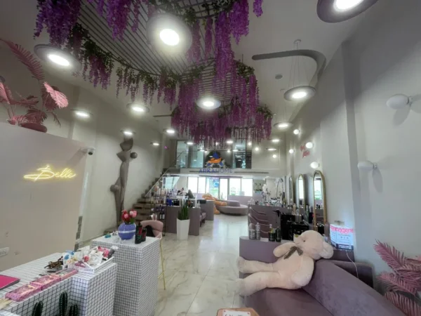 Tirane, shitet dyqan , 100 m² 70.000 € (⁠VENDODHJA ASTIR AFER GREEN CITY)