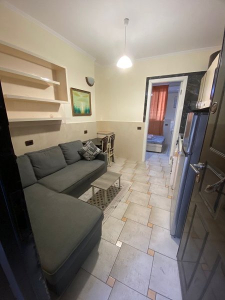 Jepet me Qera Super Hyrja 1+1 në 5 Maji, pranë Concord Center , 450 €