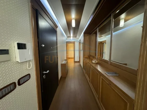 Tirane, jepet me qera apartament 2+1 Kati 8, 240 m² 1800€ (Kopshti Zoologjik)