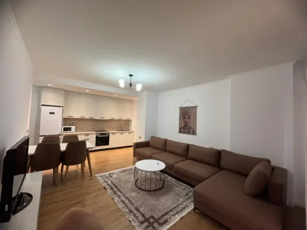 Tirane, jepet me qera apartament 1+1+Ballkon Kati 5, 81 m² 500 € (Astir)