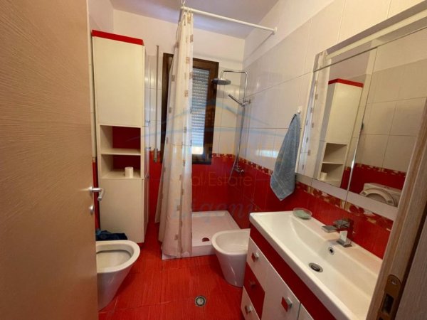 Tirane, jepet me qera apartament 2+1 Kati 3, 95 m² 750 € (KOPSHTI BOTANIK)
