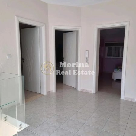 Tirane, jepet me qera Vile 5+1 , 250 m² 1.500 € (Ali Demi)