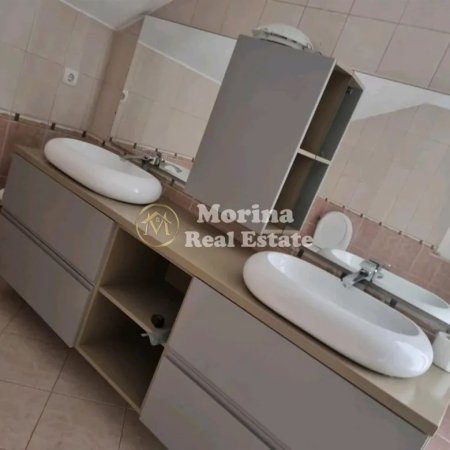 Tirane, jepet me qera Vile 5+1 , 250 m² 1.500 € (Ali Demi)