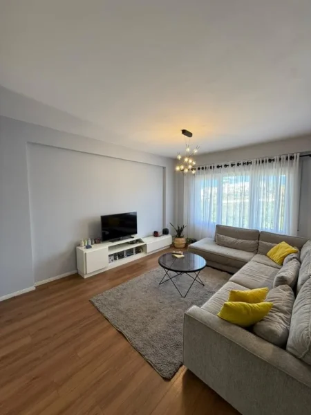 Tirane, jepet me qera apartament Dublex Kati 2, 120 m² 1.000 € (Kodra Diellit 2)