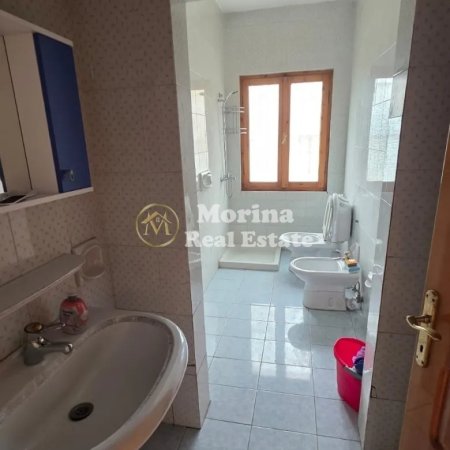 Tirane, jepet me qera Vile 2 Katshe , 250 m² 2.200 € (Allias)