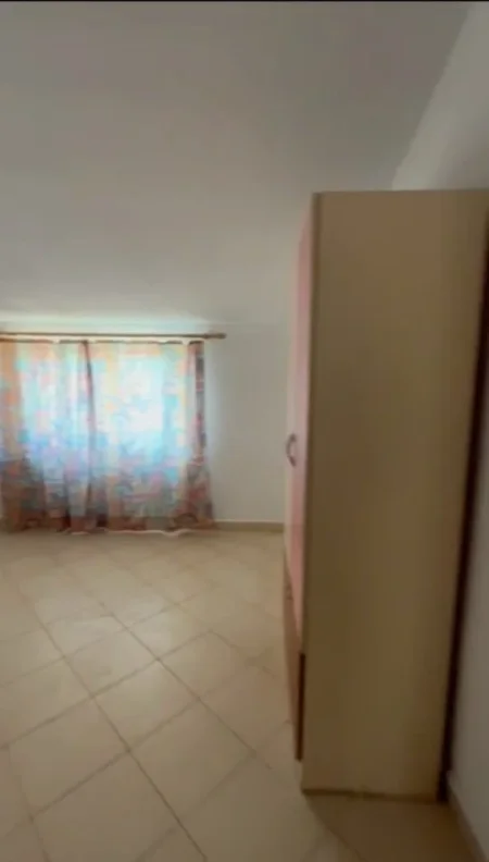 Tirane, jepet me qera apartament 2+1 Kati 3, 410 € 