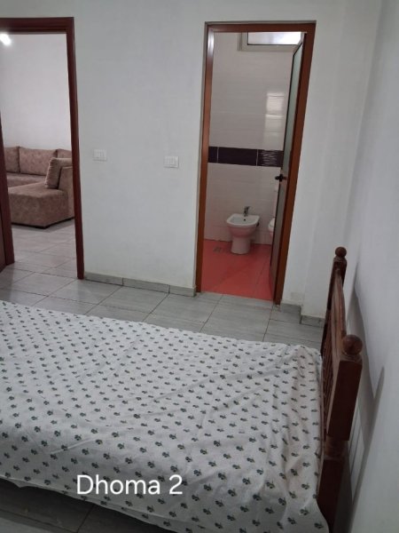 Tirane, jepet me qera apartament 2+1 Kati 2, 460 € 