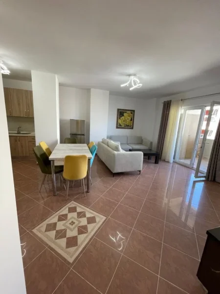 Tirane, shes apartament 2+1 Kati 6, 122 m² 200.000 € (varri bamit)
