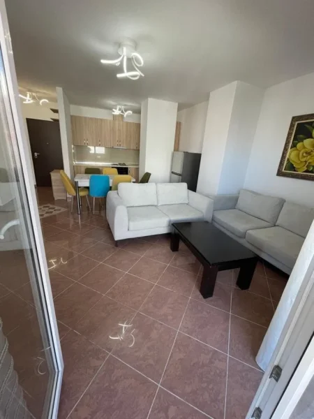 Tirane, shes apartament 2+1 Kati 6, 122 m² 200.000 € (varri bamit)