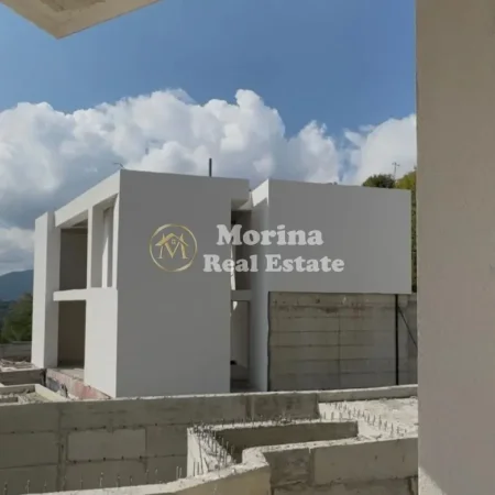 Tirane, shitet Vile 2 Katshe , 300 m² 750.000 € (Daias, TEG)