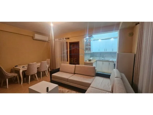 Pogradec, shitet apartament 2+1+Ballkon Kati 2, 120 m² 96.000 € (Lagjia 5)