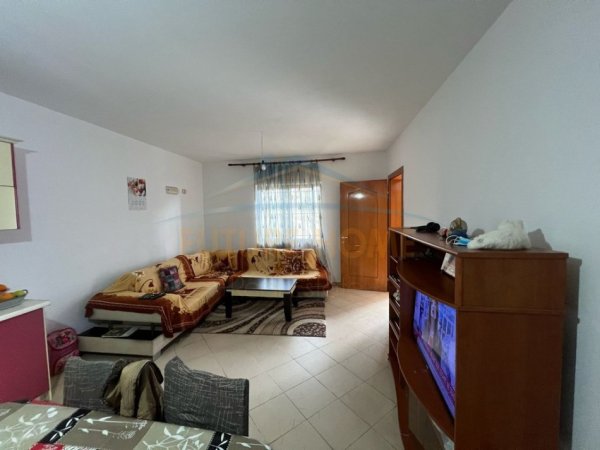 Tirane, shitet , 193 m² 200.000 € (BABRRU)