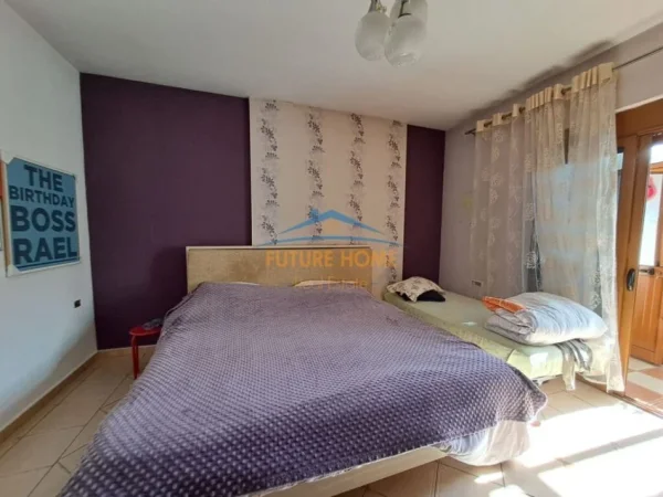 Tirane, shitet , 195 m² 162.000 € (KOMBINAT)