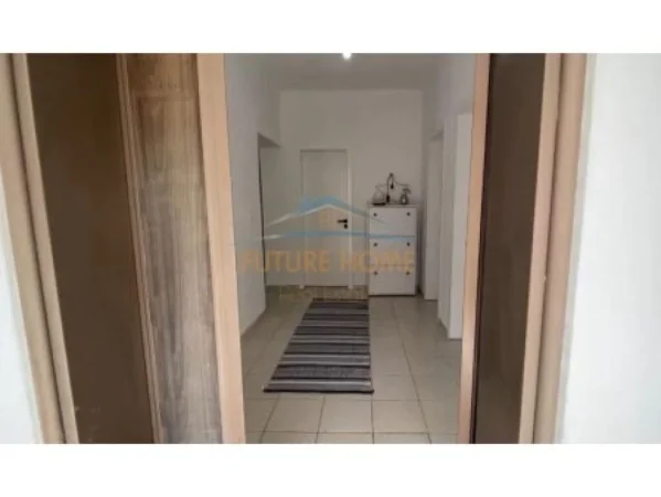 Tirane, shitet shtepi , 90 m² 230.000 € (VARRI BAMIT)