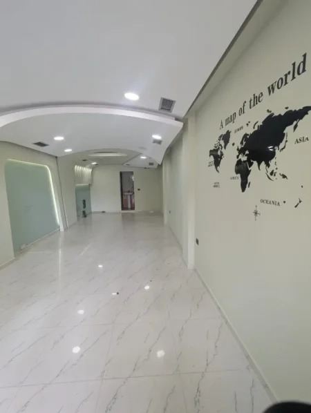 Tirane, jepet me qera ambjent biznesi Kati 0, 40 m² 600 € (Rruga.Haxhi Hysen Dalliu)