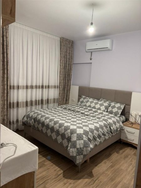 Tirane, jepet me qera apartament 2+1 , 100 m² 650 € (Fusha e Aviacionit)