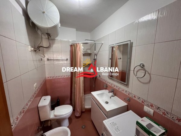 Tirane, jepet me qera apartament 2+1 , 100 m² 650 € (Don Bosko)