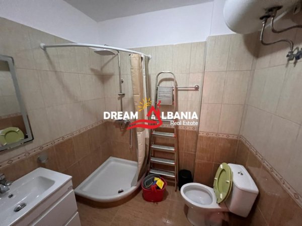 Tirane, jepet me qera apartament 2+1 , 100 m² 650 € (Don Bosko)