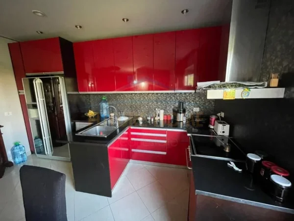 Tirane, shitet apartament duplex , 161 m² 193.200 € (KODRA E DIELLIT)