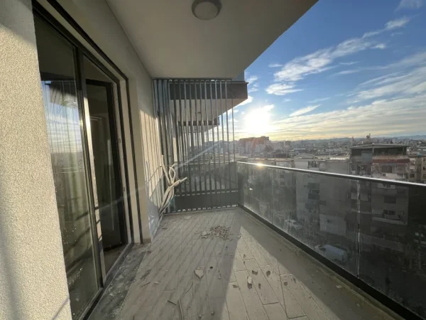 Tirane, shitet apartament 2+1+Ballkon Kati 4, 123 m² 203.000 € (Don Bosko)